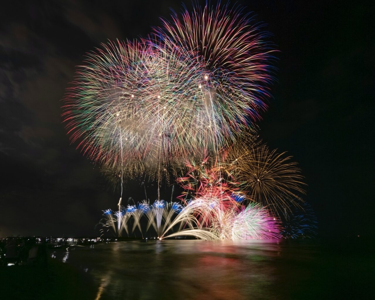 寺泊海上花火_川上大貴202408-2